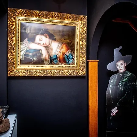 Potter's Place By Ardenne Places 펜션 *